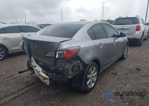 2013 Mazda Mazda3 I Sv z USA, uszkodzony, nr VIN JM1BL1TF2D1761375